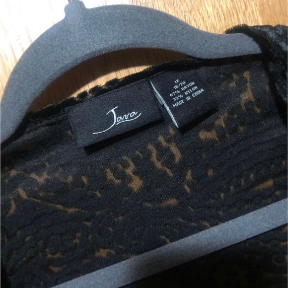 Women’s velvet kimono top - Picture 2 of 2